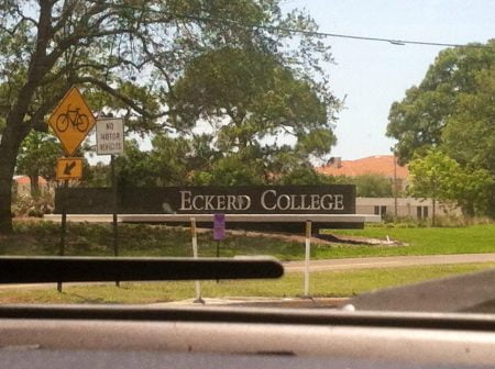 Eckerd College Financial Aid & Scholarships 2022 for International Students (Work and Study)