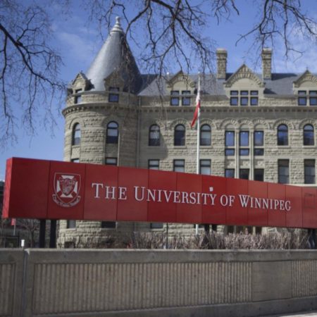The University of Winnipeg 2022 Entrance Awards for International Students