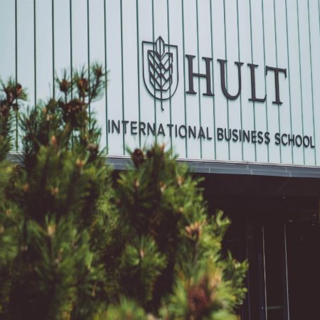 Global Professional Scholarships 2023 at Hult International Business School