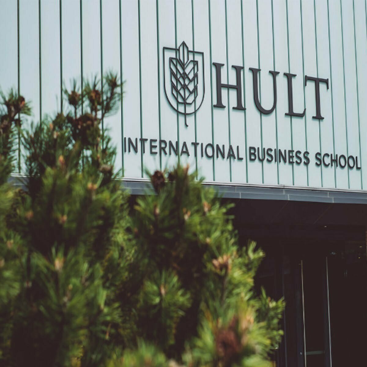 Global Professional Scholarships 2023 at Hult International Business School