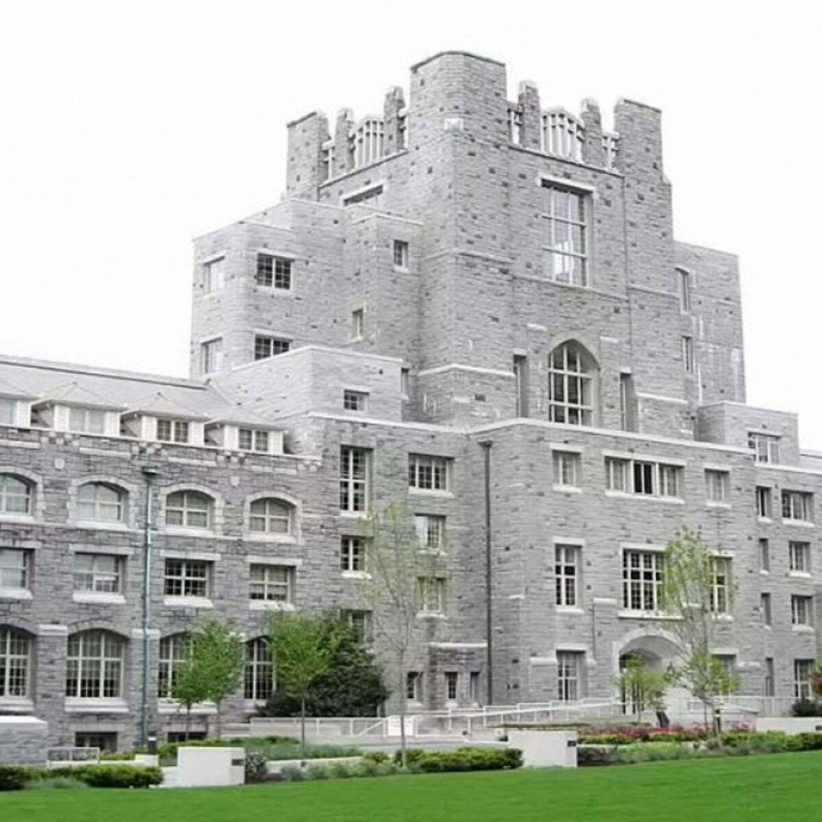 Tuition Scholarships 2023 at the University of Canada West